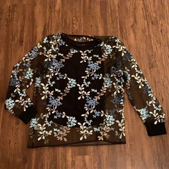 Elie Tahari Sheer Embroidered Top Val Floral Blouse Size Large New - Picture 3 of 12